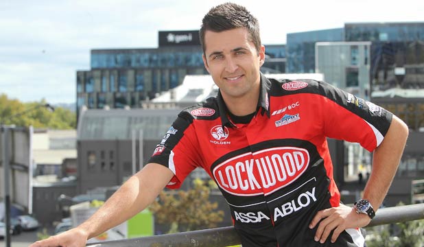 Coulthard dedicates maiden round win to JR