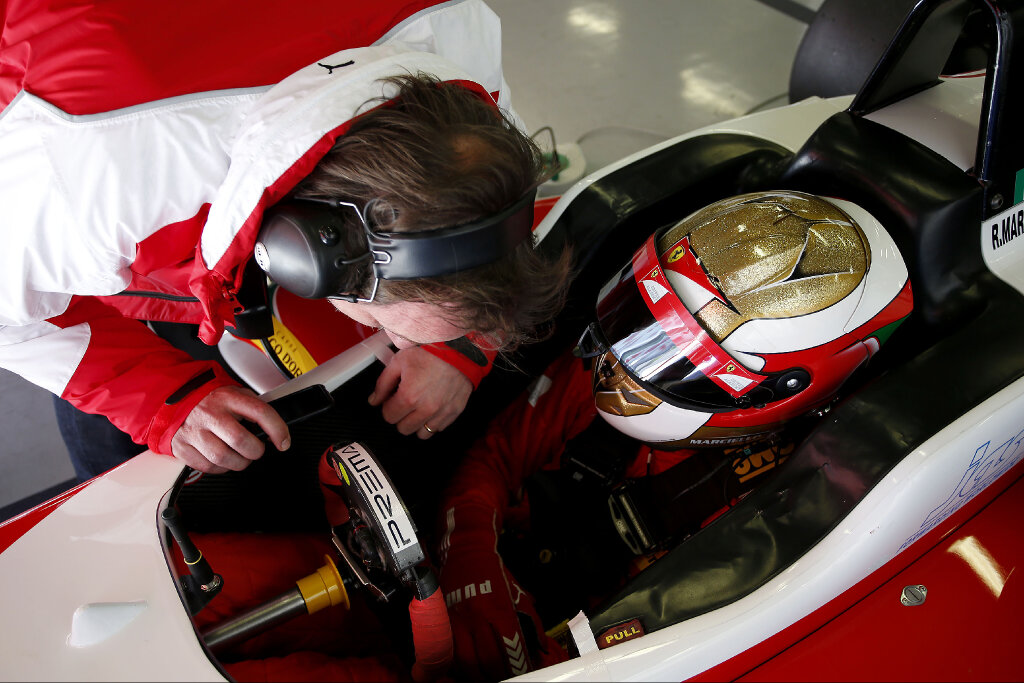 Four TRS graduates in top 10 of first Euro F3 test