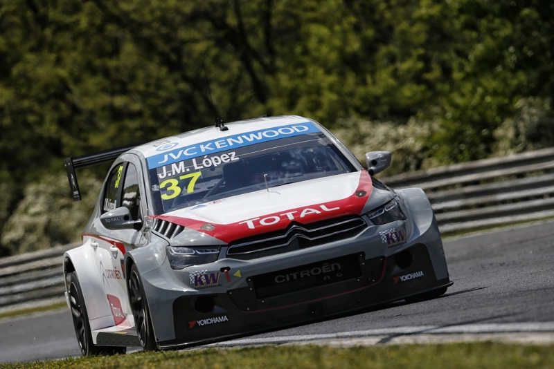 Lopez moves clear with third WTCC win of the season Lopez moves clear with third WTCC win of the season