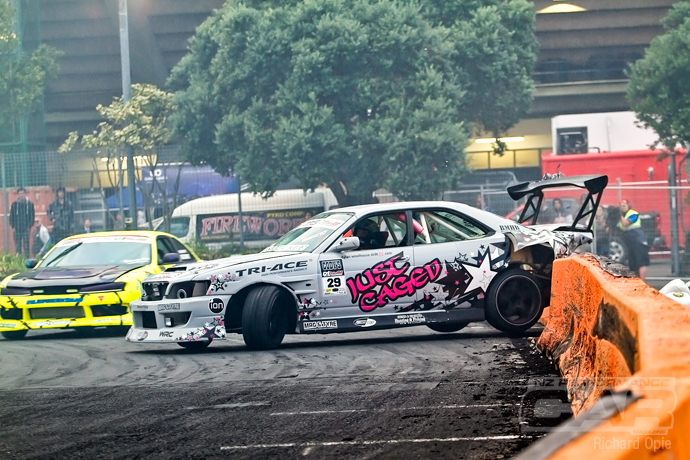 BATTLE OF THE WEEK: Full coverage of the D1NZ Grand Finale