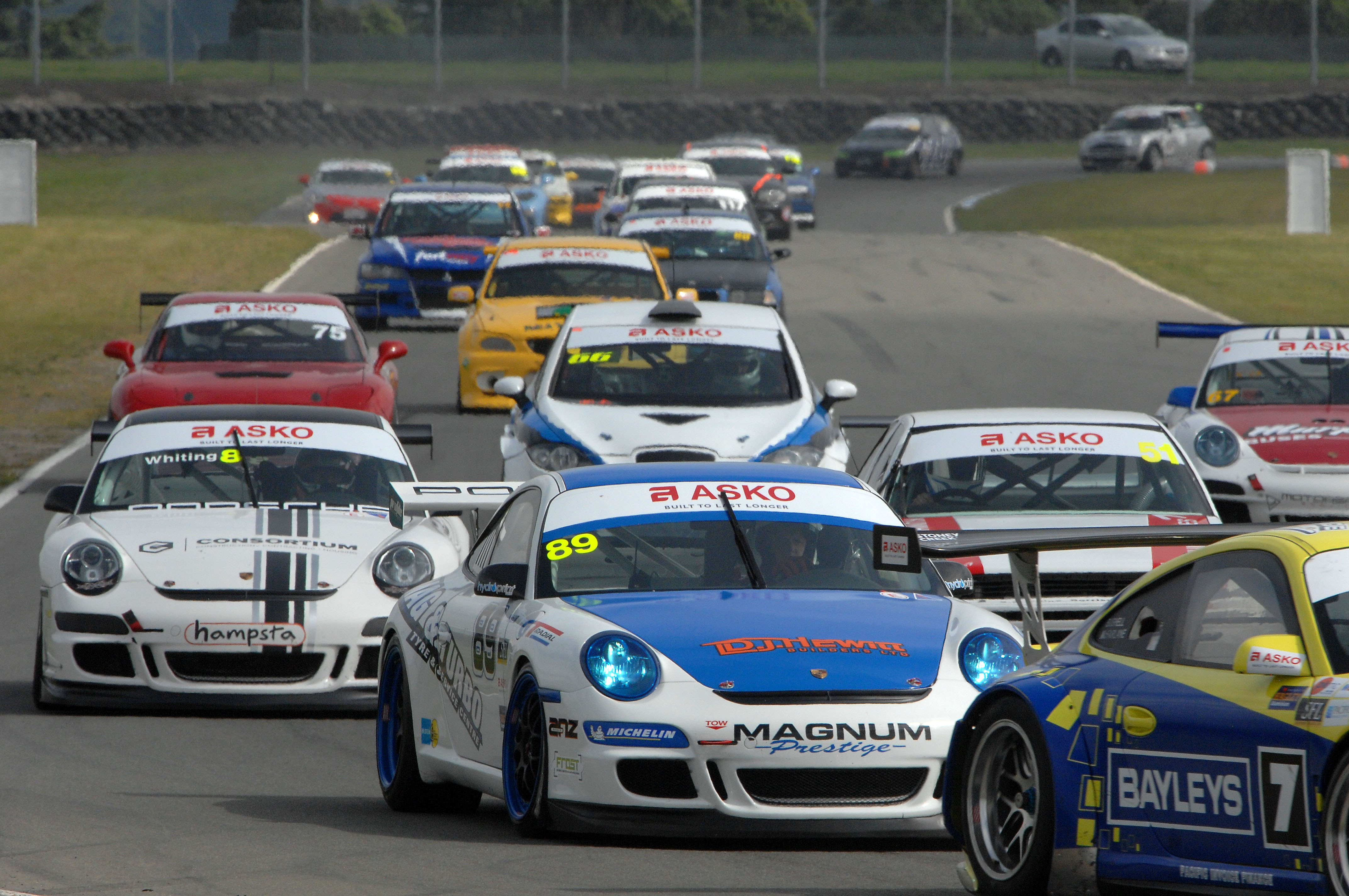 Big grid for ASKO One Hour opener at Teretonga