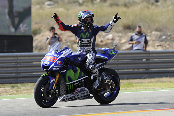 MotoGP Aragon: Lorenzo wins, Rossi third, Marquez crashes out