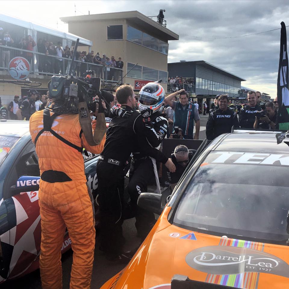 Davison steals the show to take first V8SC win in Tekno colours